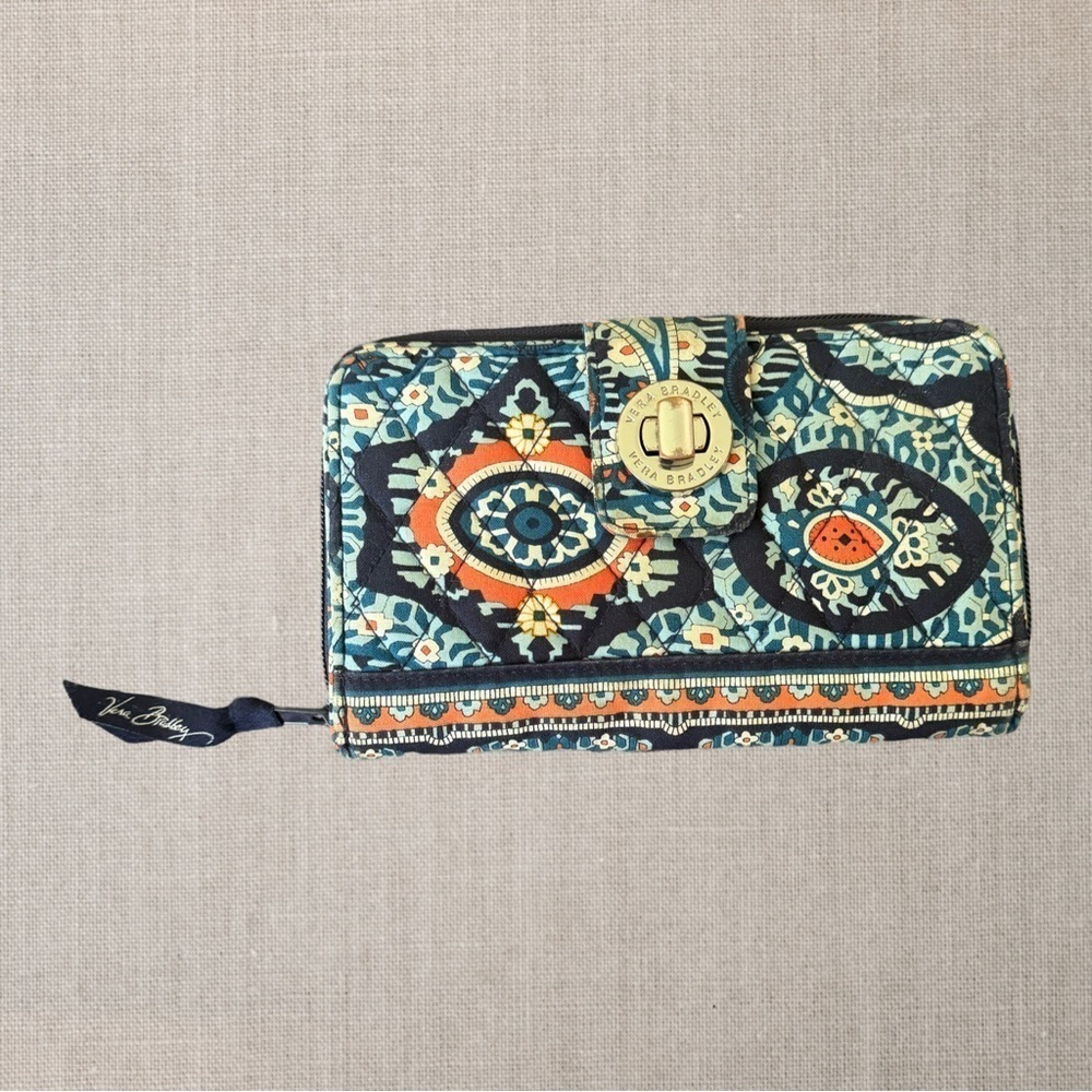 VERA BRADLEY Marrakesh Zip Around Bi Fold Wallet